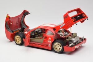 Ferrari F40 Evoluzione Bburago 1:18 3042 Метал — снимка 5 от 8