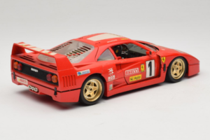 Ferrari F40 Evoluzione #1 Pirelli Червен 1992 Bburago 1:18 3042-P1 Метал — снимка 3 от 8