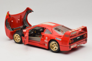 Ferrari F40 Evoluzione #1 Pirelli Червен 1992 Bburago 1:18 3042-P1 Метал — снимка 5 от 8