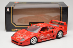 Ferrari F40 Evoluzione FC Nürnberg Special Edition Червен Bburago 1:18 3042-FCN Метал — снимка 8 от 8
