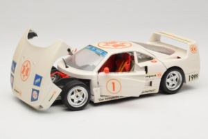 Ferrari F40 #1 Expert Бял 1987 Bburago 1:18 3332-W2 Метал — снимка 2 от 8