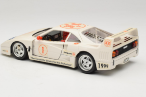 Ferrari F40 #1 Expert Бял 1987 Bburago 1:18 3332-W2 Метал — снимка 7 от 8