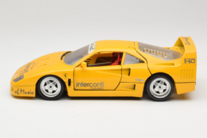 Ferrari F40 Interconti Car HiFi Жълт Bburago 1:18 3032-I1 Метал — снимка 4 от 8
