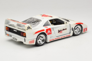Ferrari F40 Kart-o-Mania Бял Bburago 1:18 3332-W3 Метал — снимка 3 от 8