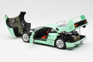 Ferrari F40 Ментово Зелено Kyosho 1:18 08416MG Метал — снимка 7 от 10