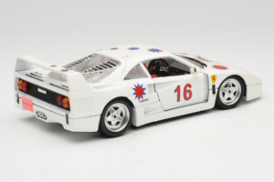 Ferrari F40 #16 Borsenmodells Бял Limited Edition 333 pcs 1987 Bburago 1:18 3332-W1 Метал — снимка 3 от 8