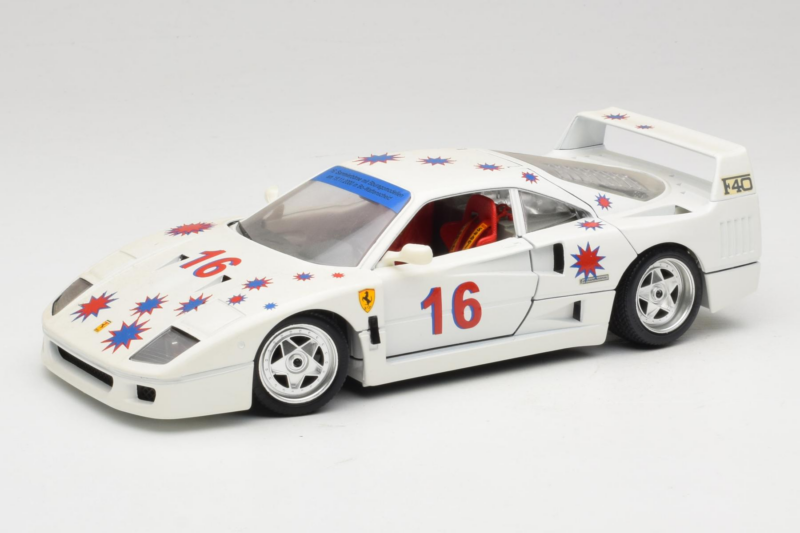 Ferrari F40 #16 Borsenmodells Бял Limited Edition 333 pcs 1987 Bburago 1:18 3332-W1 Метал