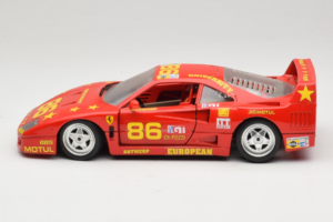 Ferrari F40 LM #86 Ch. Pozzi IMSA 24 Hours of Le Mans 1985 Червен Bburago 1:18 3332-P6 Метал — снимка 4 от 8