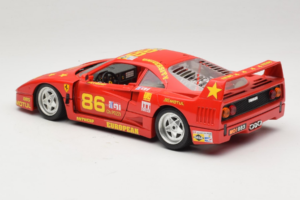 Ferrari F40 LM #86 Ch. Pozzi IMSA 24 Hours of Le Mans 1985 Червен Bburago 1:18 3332-P6 Метал — снимка 7 от 8
