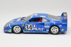 Ferrari F40 #34 M. Ferte / Thavenin / Palau Pilot Син 1987 Bburago 1:18 3032-B1 Метал — снимка 4 от 8