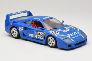 Ferrari F40 Pilot #56 Син Bburago 1:18 3332-BL1 Метал — снимка 6 от 8