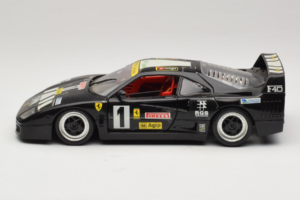 Ferrari F40 Pirelli Agip #1 Черен Bburago 1:18 3332-B1 Метал — снимка 4 от 8