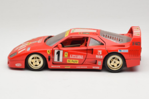 Ferrari F40 Evoluzione #1 Pirelli Agip Червен със Златни Колела 1992 Bburago 1:18 3042-P2 Метал — снимка 4 от 8