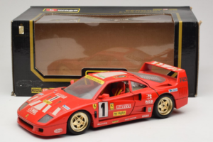 Ferrari F40 Evoluzione #1 Pirelli Agip Червен със Златни Колела 1992 Bburago 1:18 3042-P2 Метал — снимка 8 от 8