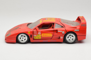 Ferrari F40 Pirelli BBS Червен Bburago 1:18 3032-P4 Метал — снимка 4 от 8