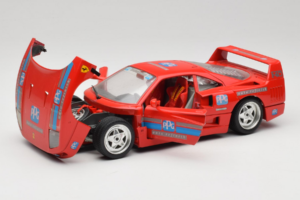 Ferrari F40 PPG Auto Refinish Червен Bburago 1:18 3332-P1 Метал — снимка 2 от 8