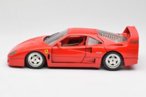 Ferrari F40 Червен Bburago 1:18 3032 Метал — снимка 4 от 8