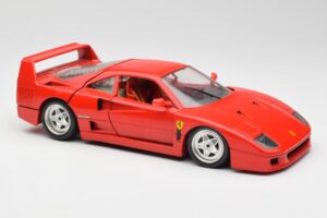 Ferrari F40 Червен Bburago 1:18 3032 Метал — снимка 6 от 8