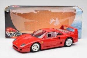 Ferrari F40 Червен Hot Wheels 1:18 23911 Метал — снимка 8 от 8