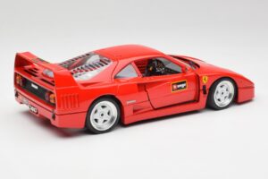 Ferrari F40 Червен Bburago 1:18 3332 Метал — снимка 3 от 8