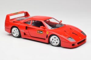 Ferrari F40 Червен Bburago 1:18 3332 Метал — снимка 6 от 8