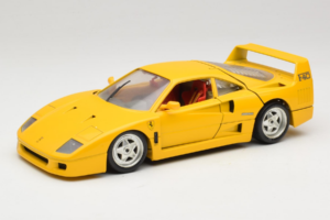 Ferrari F40 Жълт Bburago 1:18 3032-Y1 Метал