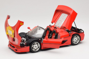 Ferrari F50 Кабриолет 50 Jahre Ferrari 24 Jahre Bburago FMC Червен Bburago 1:18 3352-P1 Метал — снимка 2 от 8
