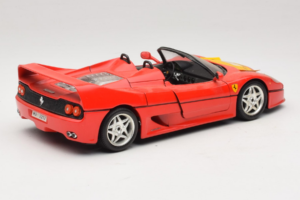 Ferrari F50 Кабриолет 50 Jahre Ferrari 24 Jahre Bburago FMC Червен Bburago 1:18 3352-P1 Метал — снимка 3 от 8