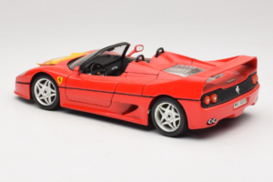 Ferrari F50 Кабриолет 50 Jahre Ferrari 24 Jahre Bburago FMC Червен Bburago 1:18 3352-P1 Метал — снимка 7 от 8