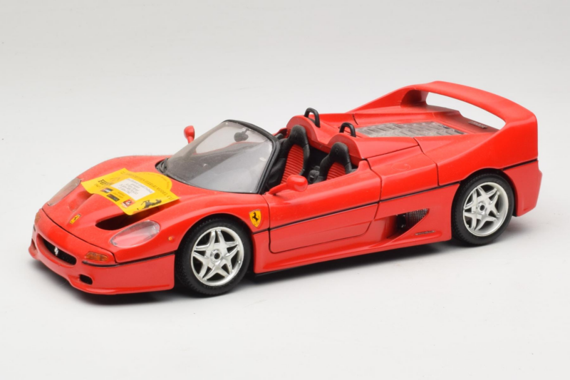 Ferrari F50 Кабриолет 50 Jahre Ferrari 24 Jahre Bburago FMC Червен Bburago 1:18 3352-P1 Метал