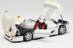 Ferrari F50 Кабриолет Бял Bburago 1:18 3352-W1 Метал — снимка 2 от 8