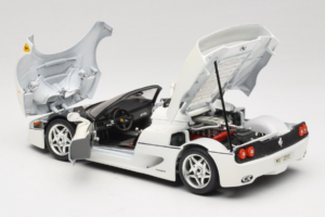 Ferrari F50 Кабриолет Бял Bburago 1:18 3352-W1 Метал — снимка 5 от 8
