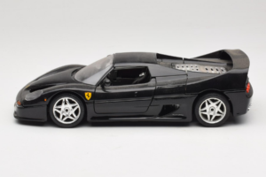 Ferrari F50 Coupe Черен Bburago 1:18 3372-B1 Метал — снимка 4 от 8
