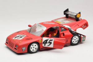 Ferrari 288 GTO Evoluzione #45 Червен Revell 1:18 48820 Метал — снимка 2 от 8