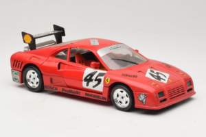 Ferrari 288 GTO Evoluzione #45 Червен Revell 1:18 48820 Метал — снимка 6 от 8