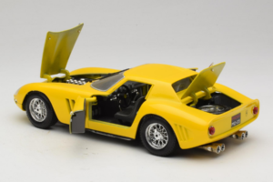 Ferrari 250 GTO Жълт Guiloy 1:18 67525 Метал — снимка 5 от 8