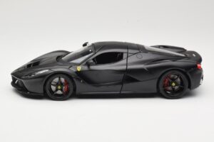 Ferrari LaFerrari F150 Matte Black Bburago 1:18 18-16901BK Метал — снимка 4 от 8