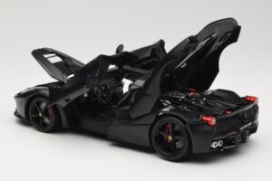 Ferrari LaFerrari F150 Matte Black Bburago 1:18 18-16901BK Метал — снимка 5 от 8
