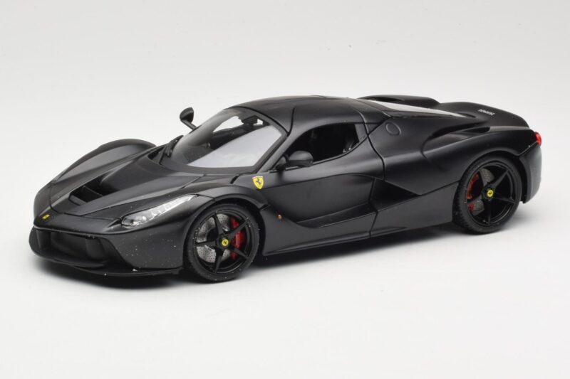 Ferrari LaFerrari F150 Matte Black Bburago 1:18 18-16901BK Метал