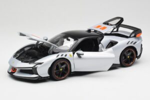 Ferrari SF90 XX Stradale Arctic White Bburago 1:18 18-16020W Метал — снимка 2 от 8