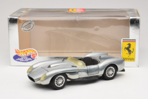Ferrari Testa Rossa Chrome Silver Hot Wheels 1:18 25737 Метал — снимка 8 от 8