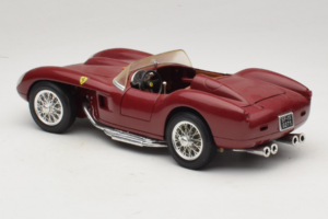 Ferrari Testa Rossa Тъмночервен Shell Shell 1:18 40026 Метал — снимка 7 от 8