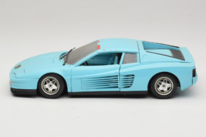 Ferrari Testarossa Borsenmodell 1997 Лимитирано Издание Син Bburago 1:18 B002 Метал — снимка 4 от 8