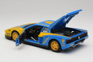 Ferrari Testarossa Bburago 1:18 7019 Метал — снимка 5 от 8