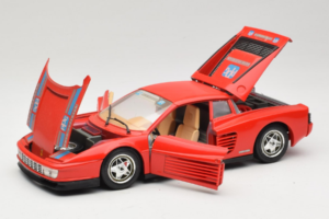 Ferrari Testarossa PPG Auto Refinish Червен Bburago 1:18 3039-P3 Метал — снимка 2 от 8