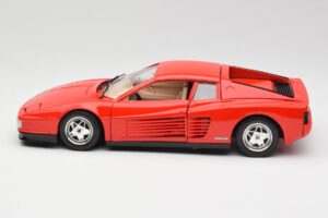 Ferrari Testarossa Червен Bburago 1:18 3019 Метал — снимка 4 от 8