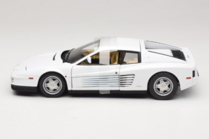 Ferrari Testarossa Бял Miami Vice Hot Wheels 1:18 P9904 Метал — снимка 3 от 6