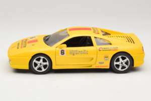 Ferrari F355 Berlinetta Racing Жълт Solido 1:18 9009-Y1 Метал — снимка 4 от 8