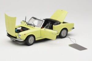 Fiat 124 Spider BS1 Жълт Sun Star 1:18 4921 Метал — снимка 2 от 8