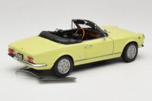 Fiat 124 Spider BS1 Жълт Sun Star 1:18 4921 Метал — снимка 3 от 8
